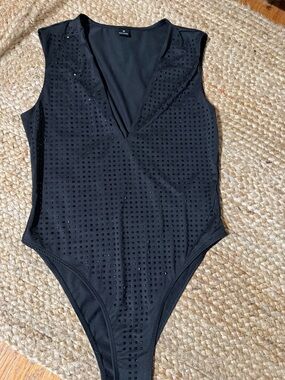 Black Sleeveless V-Neck Bodysuit with Laser-Cut Detail